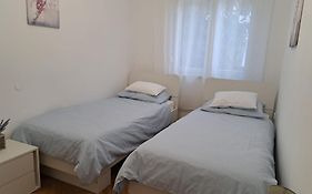 Apartments Ani